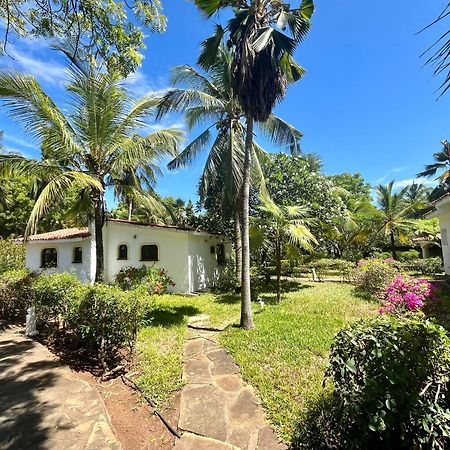 2Livu Villas Watamu Exteriér fotografie