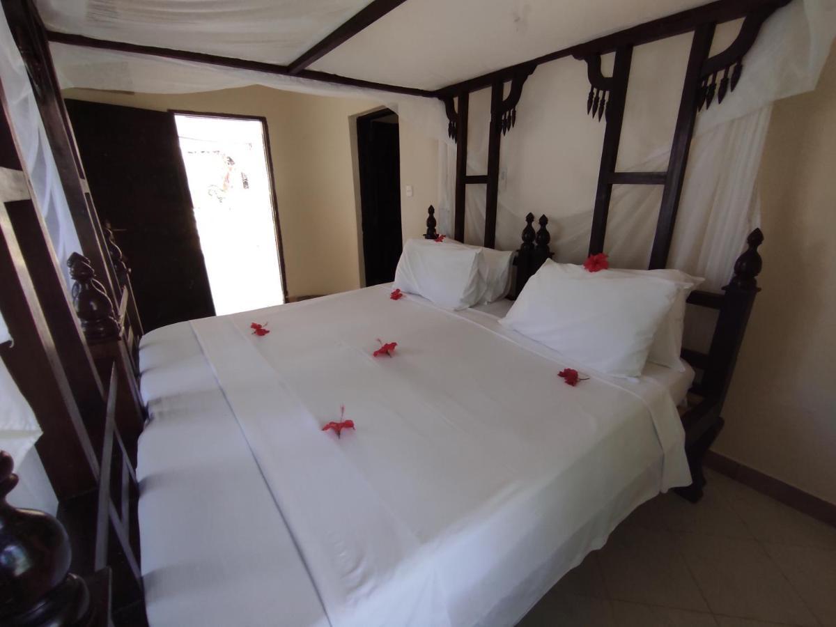 2Livu Villas Watamu Exteriér fotografie