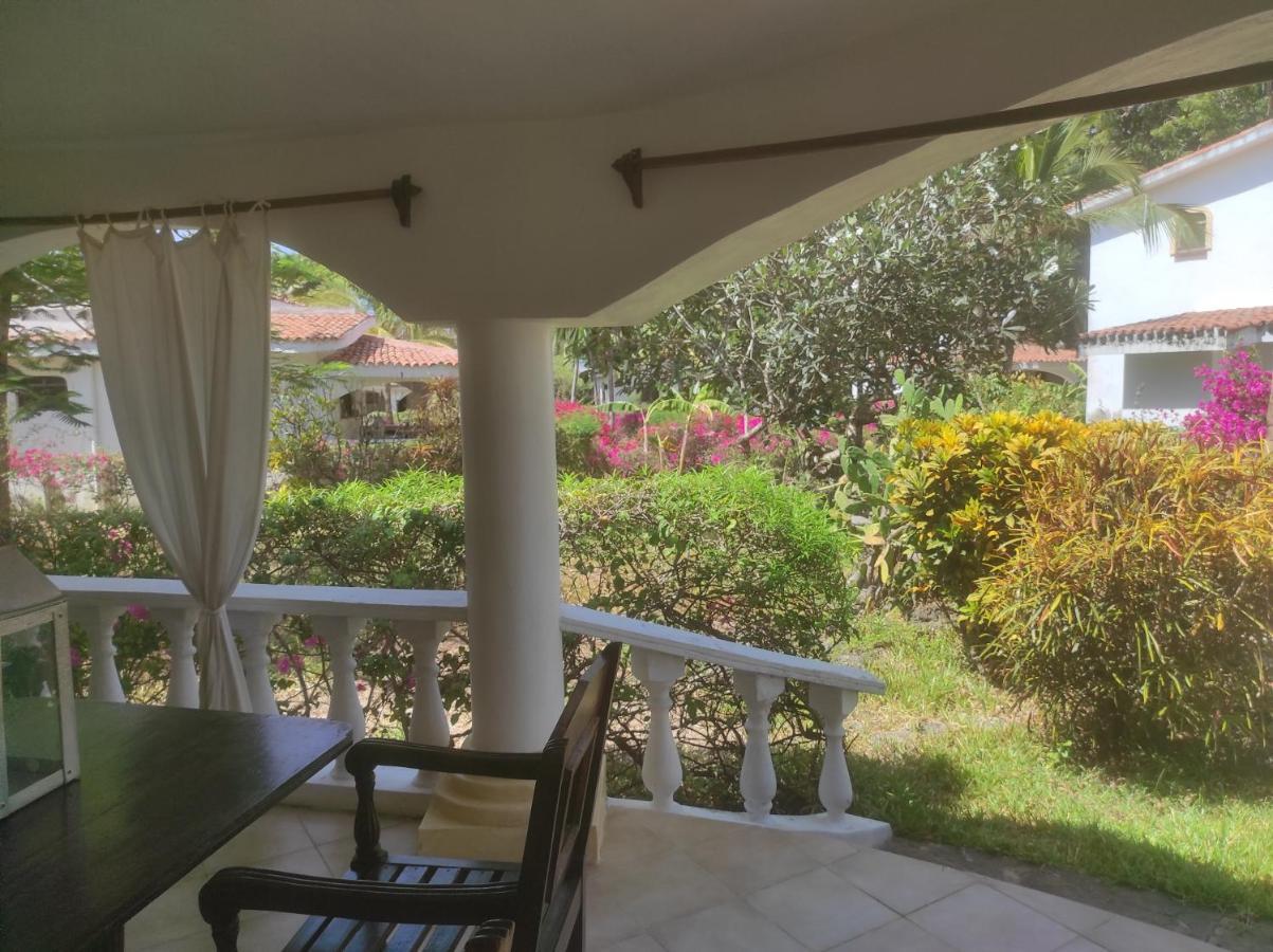 2Livu Villas Watamu Exteriér fotografie