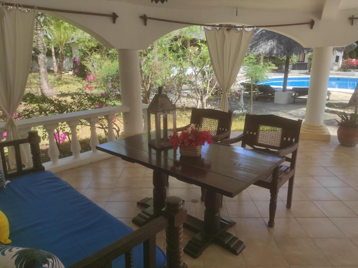 2Livu Villas Watamu Exteriér fotografie