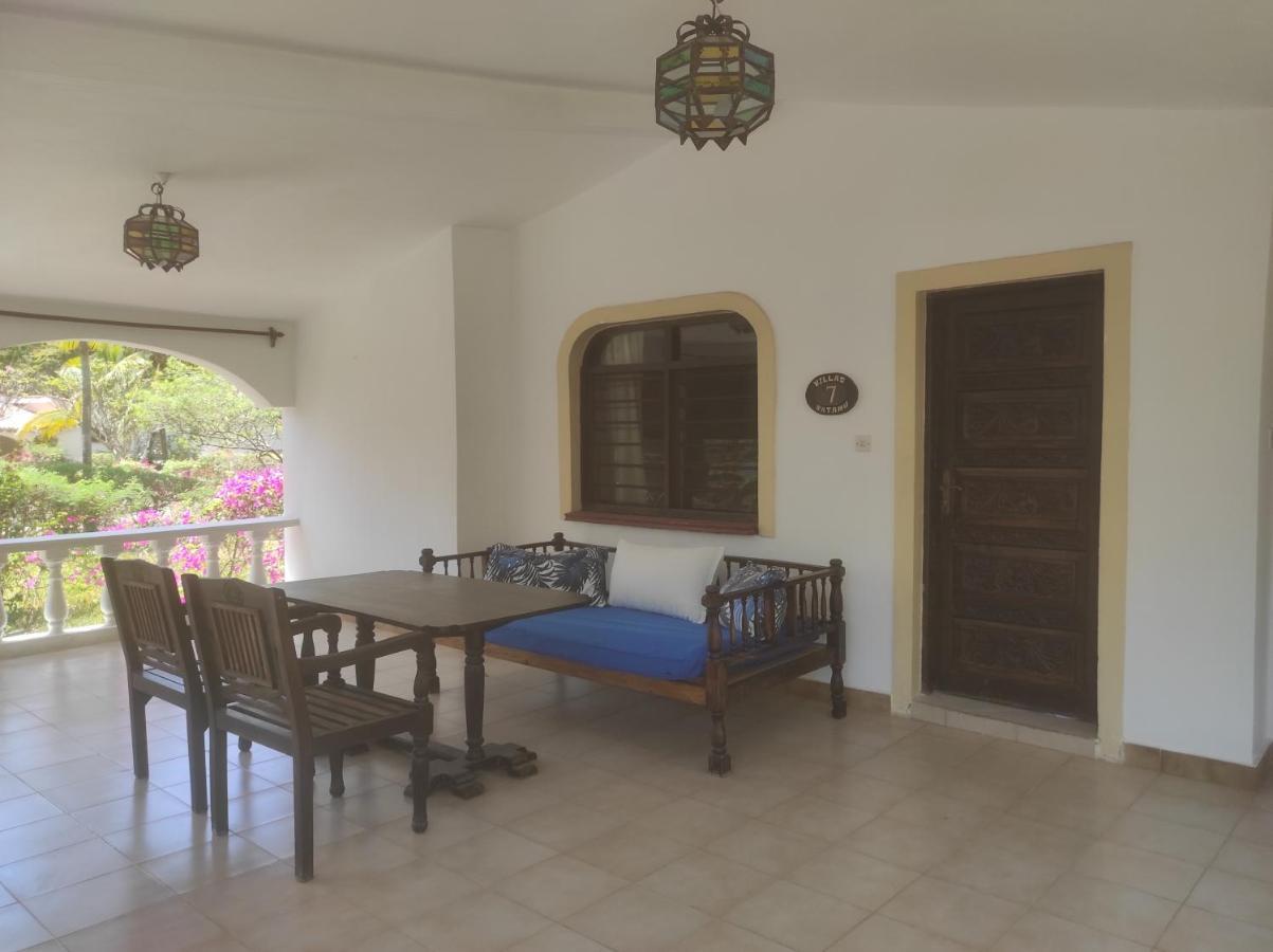 2Livu Villas Watamu Exteriér fotografie