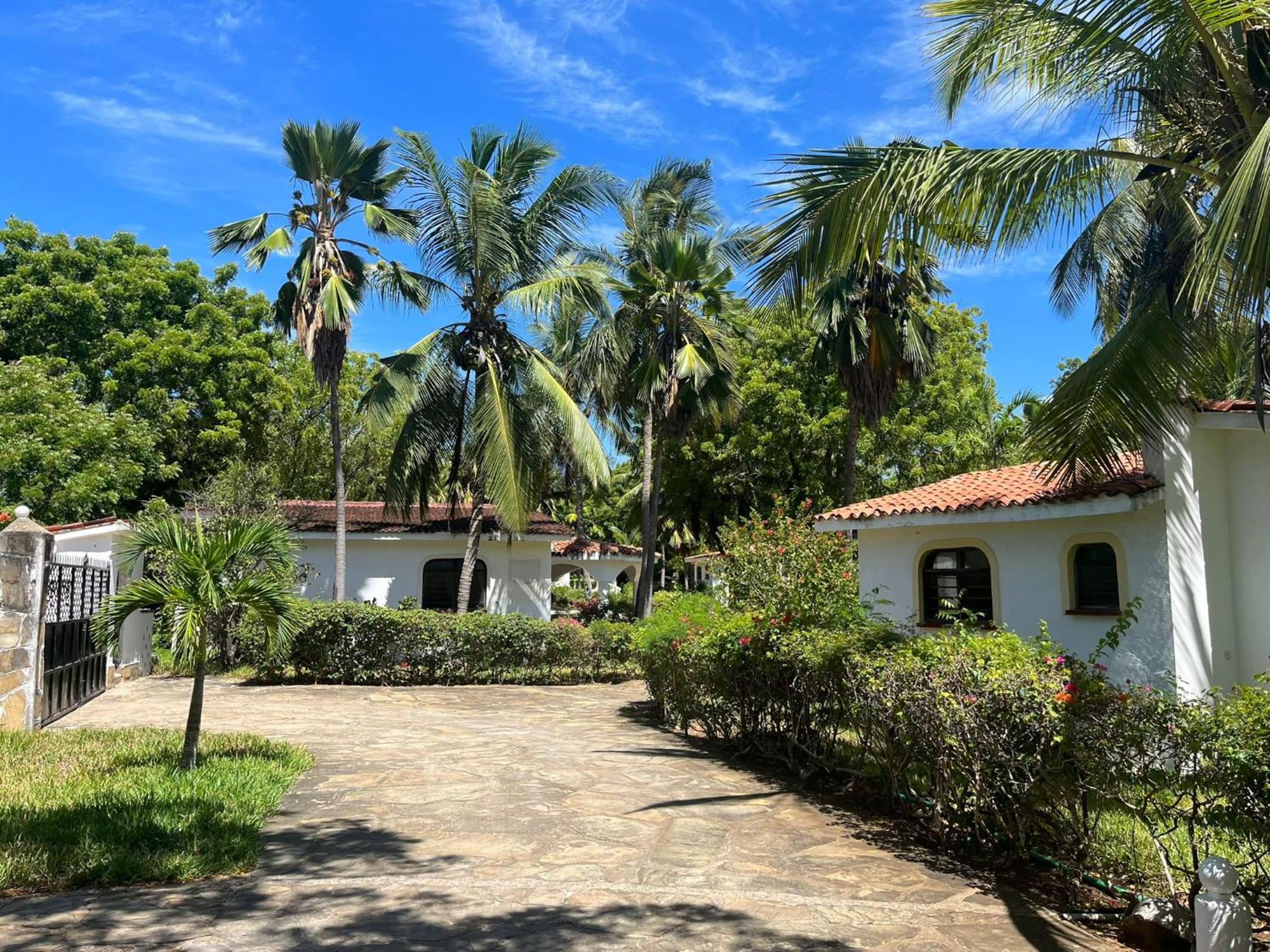 2Livu Villas Watamu Exteriér fotografie